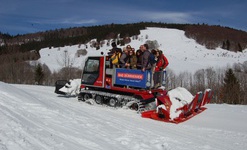 Mit dem Pistenbully zur Krunkelbachhtte. Foto: Heike Budig