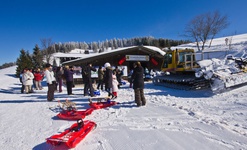 Schlitten-Treff an der Krunkelbach-Htte. Foto: Michael Arndt