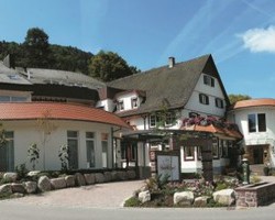 Hotel Ochsen in Höfen (Höfen / Enz) Hotel Ochsen in Höfen (Höfen / Enz)