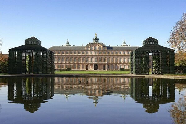 Schloss Rastatt Bildnachweis: Mit freundlicher Genhemigung der Staatlichen Schlösser und Gärten Baden-Württemberg Schloss Rastatt Bildnachweis: Mit freundlicher Genhemigung der Staatlichen Schlösser und Gärten Baden-Württemberg