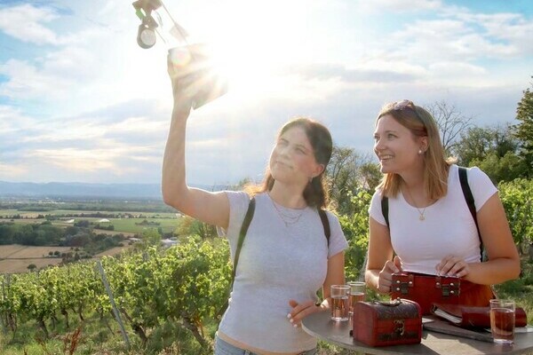 Outdoor Escape - In Vino Veritas Bildnachweis: Mit freundlicher Genehmigung von We-Escape Outdoor Escape - In Vino Veritas Bildnachweis: Mit freundlicher Genehmigung von We-Escape