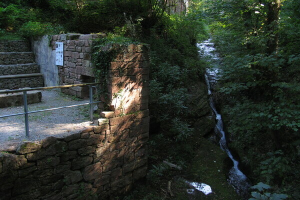 Laufenbach Wasserfälle Bildnachweis: Bürgermeisteramt Loffenau Laufenbach Wasserfälle Bildnachweis: Bürgermeisteramt Loffenau