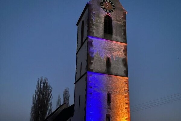 St. Peterskirche auf r�mischen Mauern Bildnachweis: Mit freundlicher Genehmigung vom Ev. Pfarramt Blansingen � Welmlingen - Kleinkems